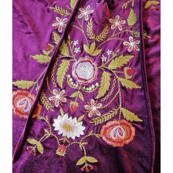 Burgundy Wine Embroidered Velour Hooded Tunic Pirate Renaissance Entro Size L - Picture 3 of 8